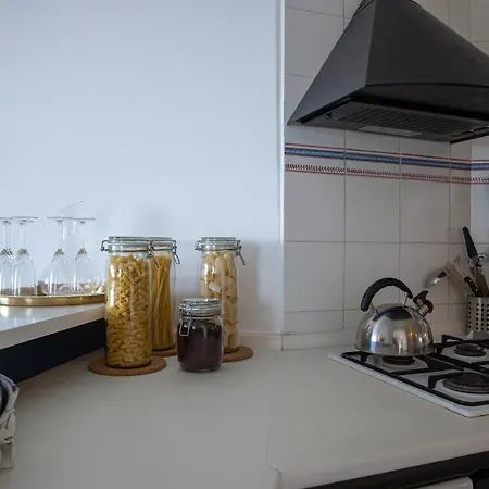 Casa Hermes - *